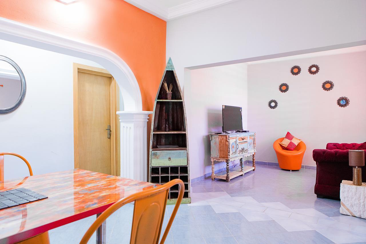 Maxwell Court Apartments Accra Esterno foto